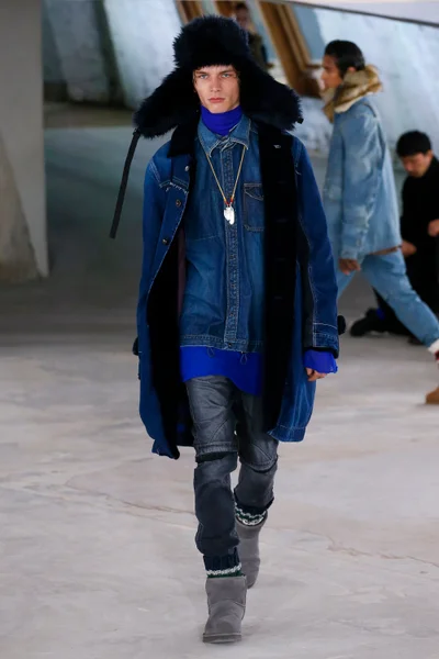 Look 53